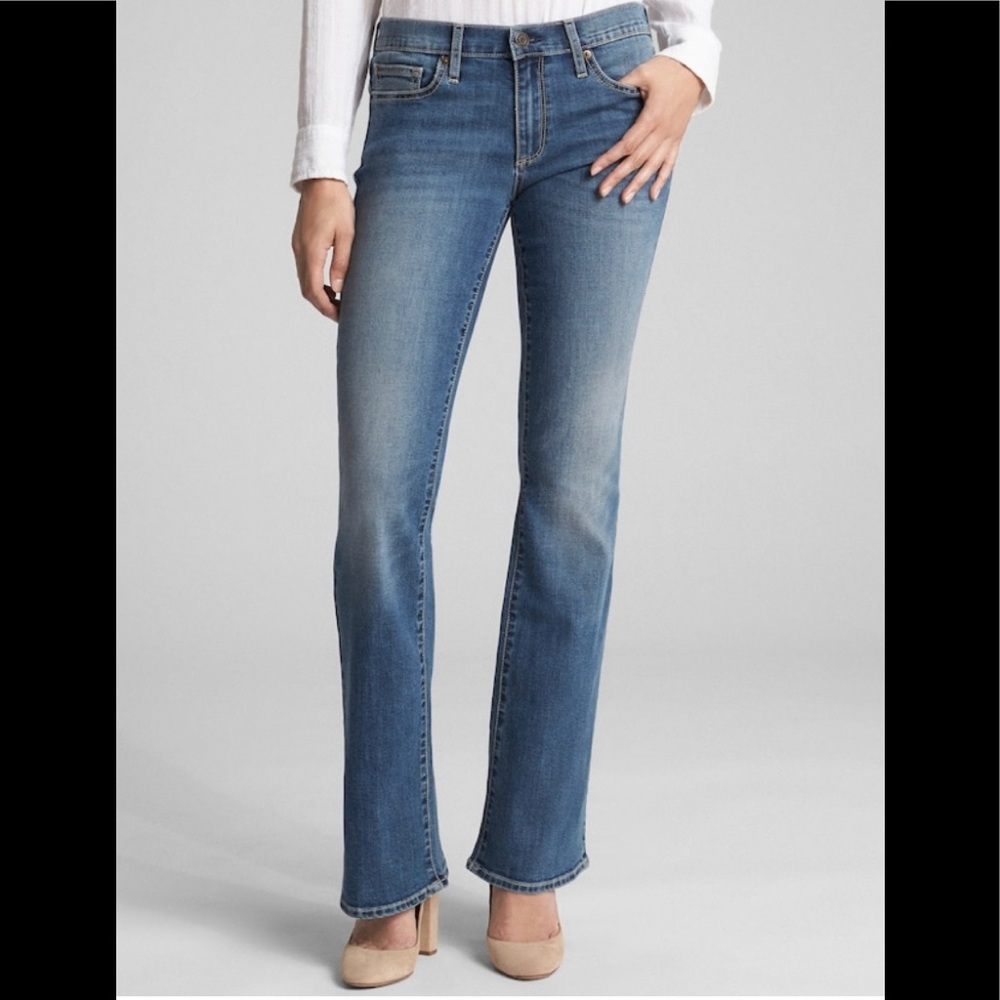 GAP premium bootcut jeans, size 8 long.  NWT!